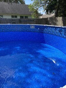 Above ground pool liner replacement with some water in it