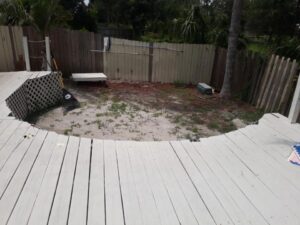 Wood deck for an 18' round above ground pool in Winter Park Florida