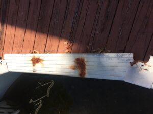 rust on top rail of above ground pool in Orlando