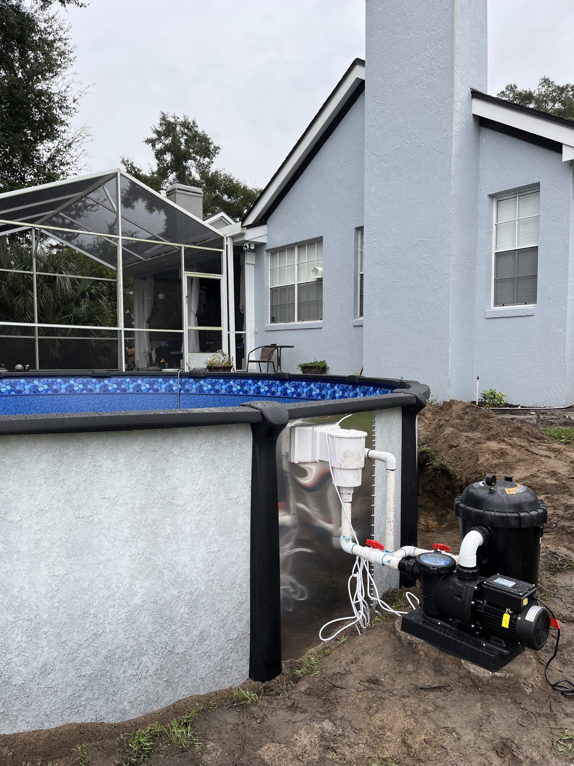 21' above ground pool in Ocoee
